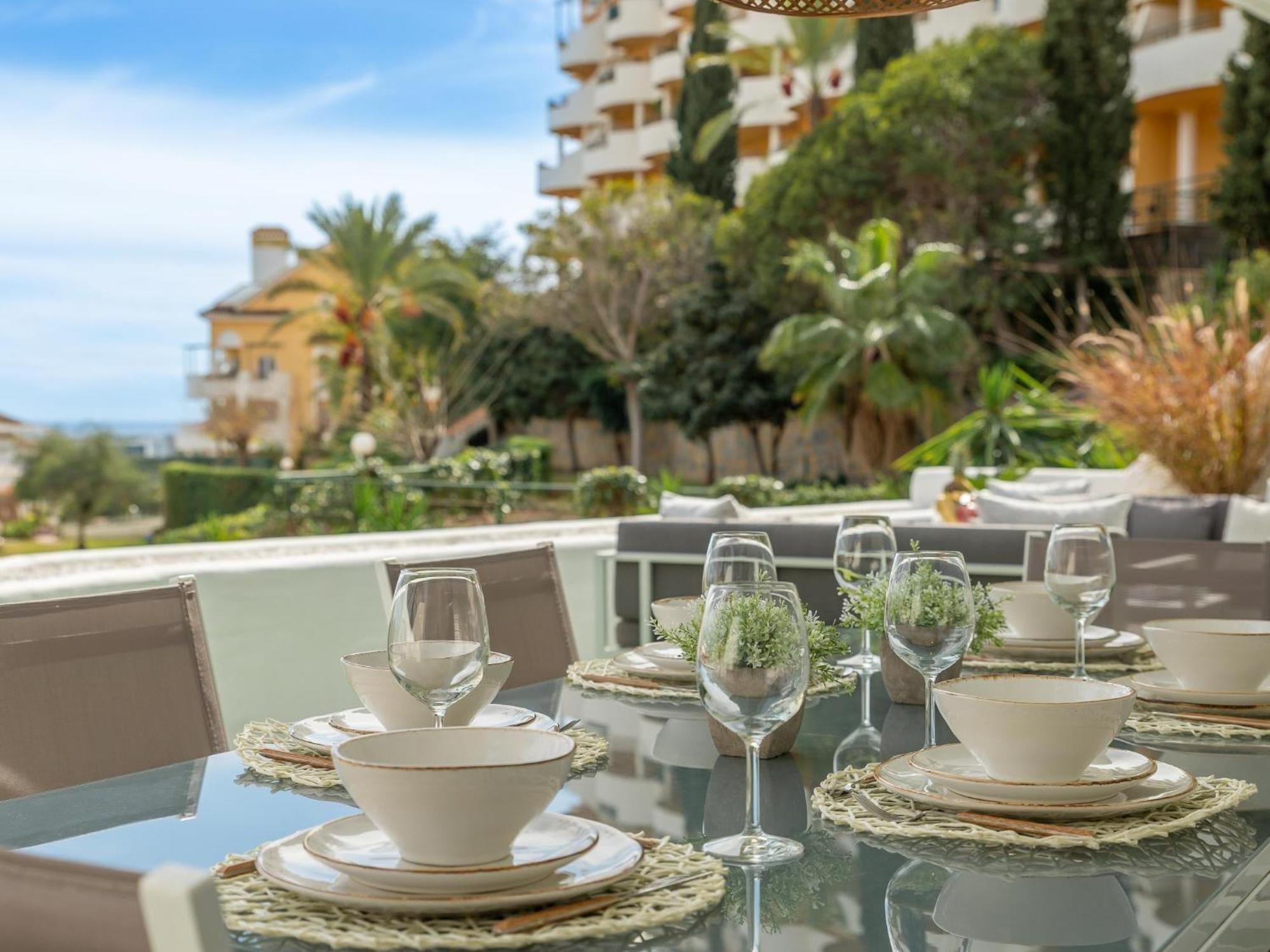 Jardines 16 Beautiful Family Marbella